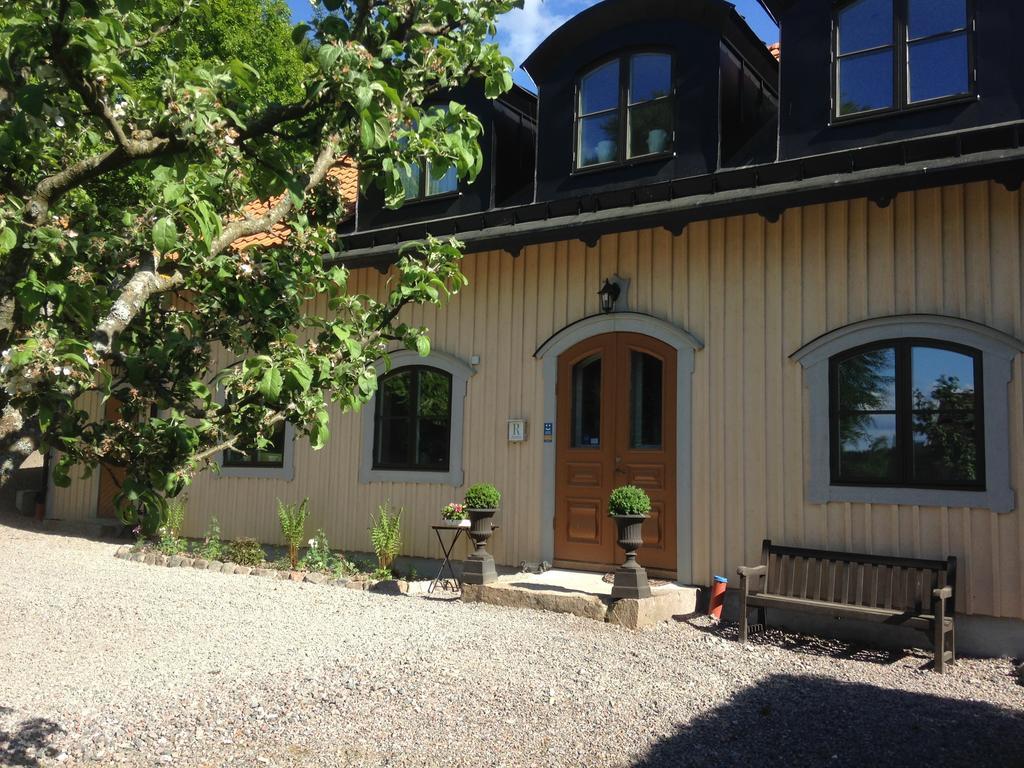Runnvikens Pensionat Tystberga Exterior foto
